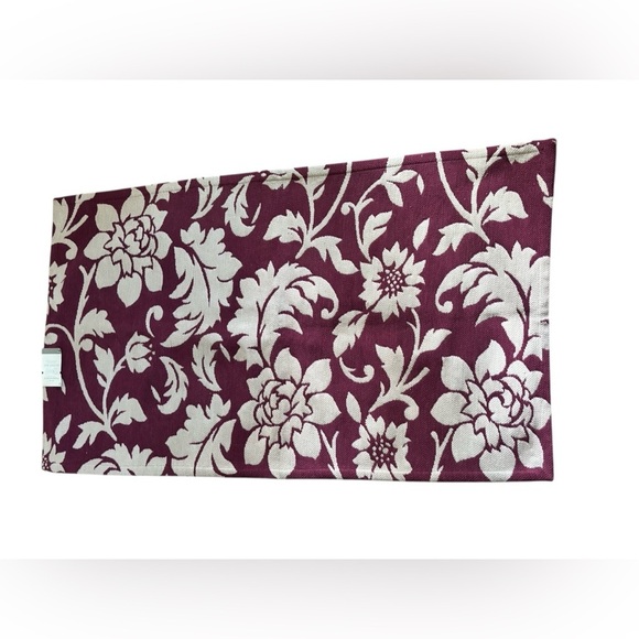 Threshold Red Antique Floral Accent Rug 30X48 Livingroom Bedroom Dining Hall - Picture 1 of 3